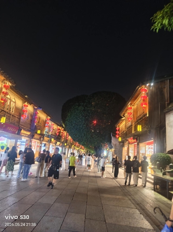 德化 城关  900㎡ 162万元城东二期厂房便宜出售 好位置  可直接收租  一层900多平 一平方1800元  看房