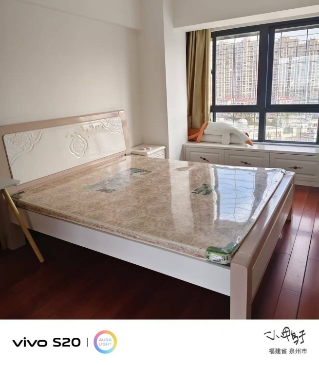 群盛翰林府邸  127㎡ 2400元/月微信同号