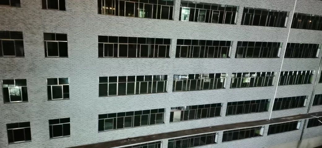 11000㎡ 廠房 9元/月 出租