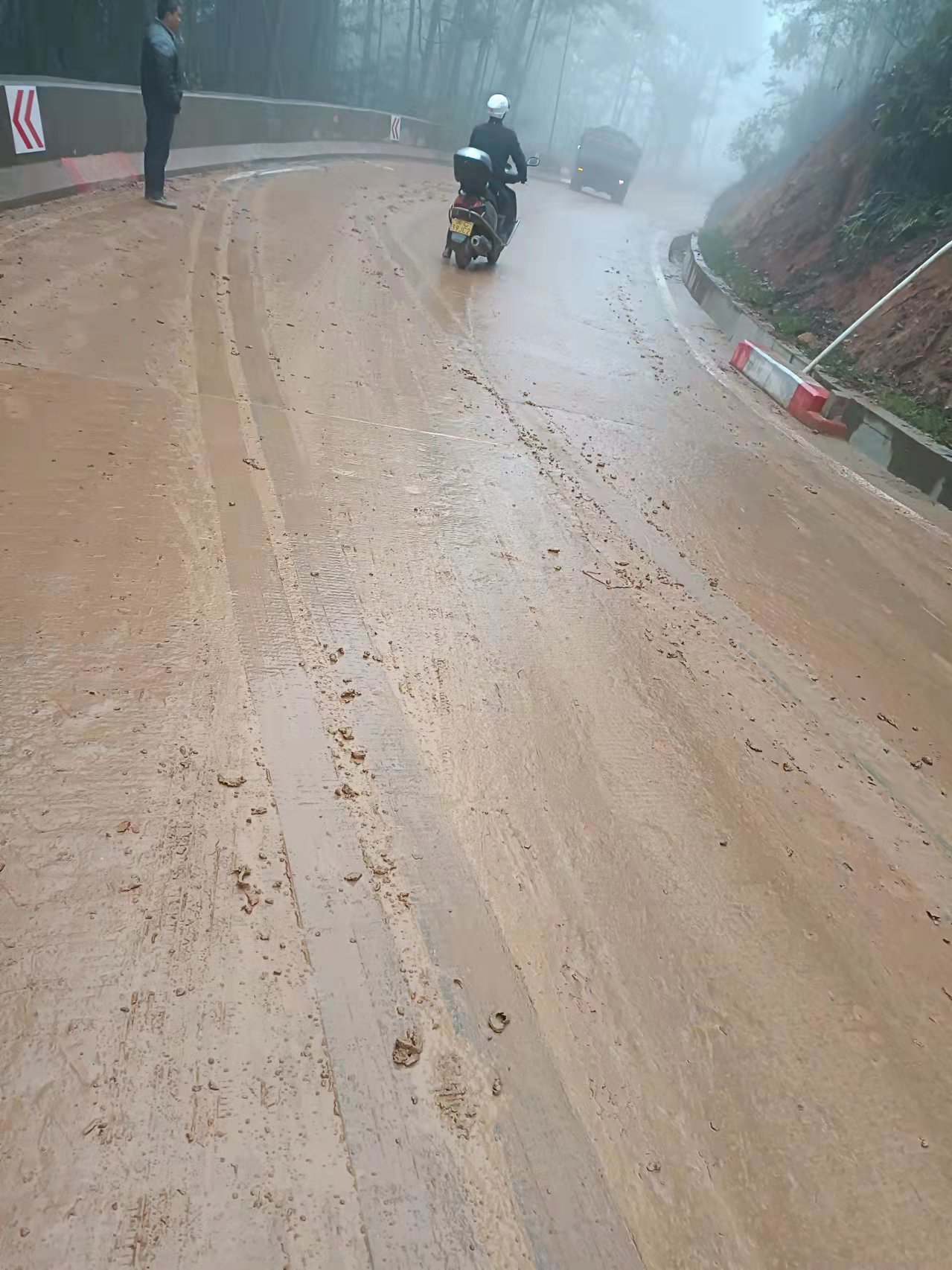 福陽村路況
