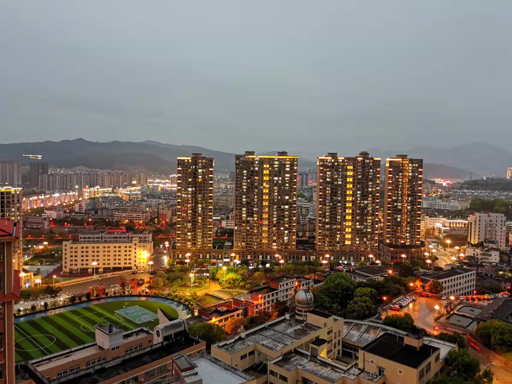 晚霞與夜景