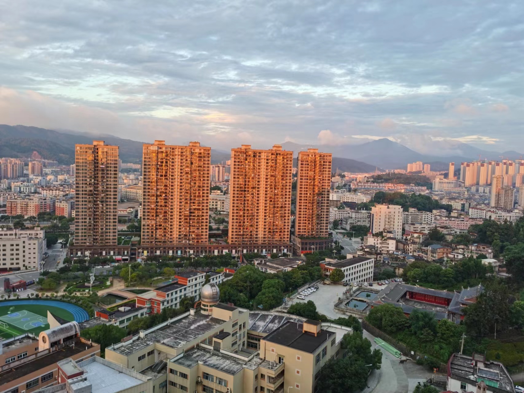 清晨