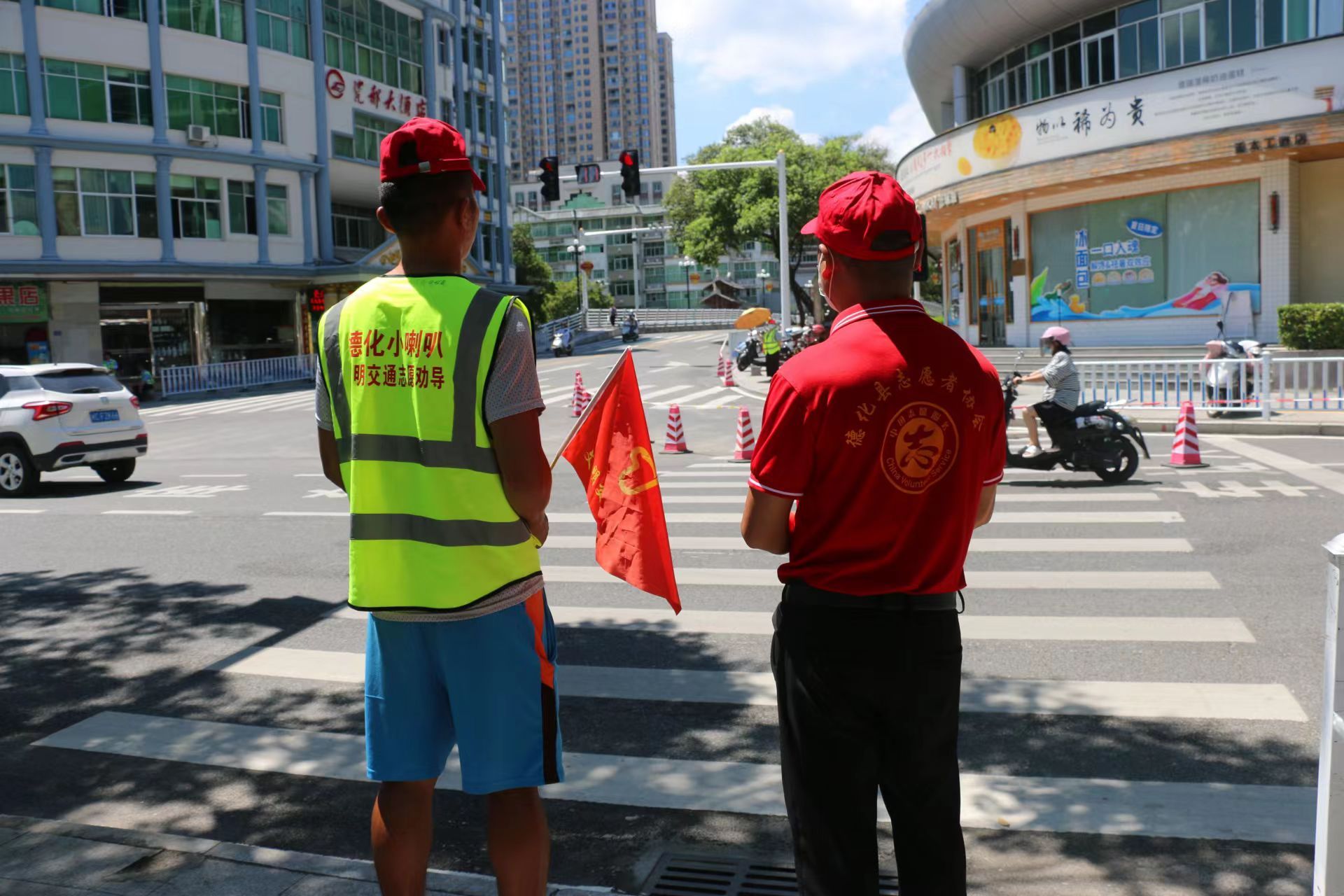 創(chuàng)建文明城市志愿者在行動