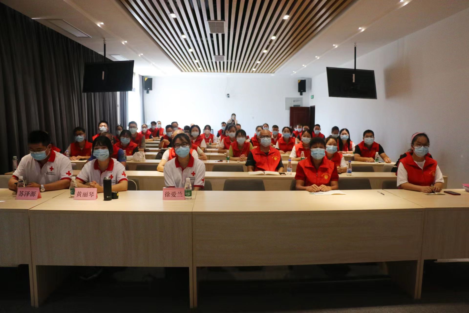 舉辦“人人學(xué)急救，急救為人人”培訓(xùn)班