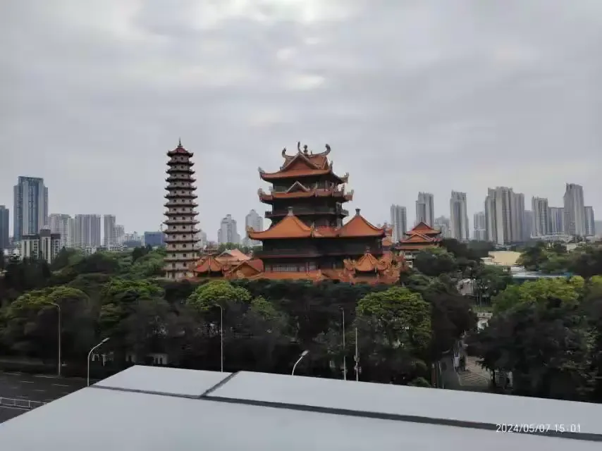 萬(wàn)象城