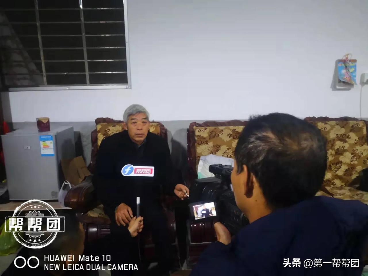 福建電視臺(tái)第一幫幫團(tuán)曝光德化縣鳳曙小區(qū)16號(hào)樓違建，違規(guī)排污到別人家房子里？